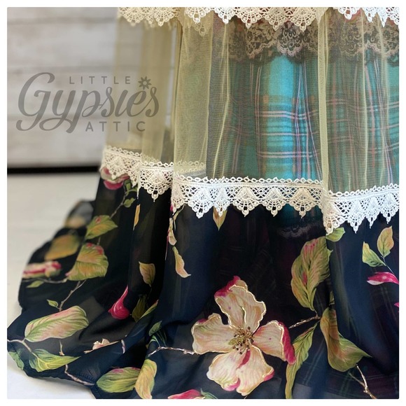 Victorian Art Deco Gypsy Skirt - Picture 9 of 10